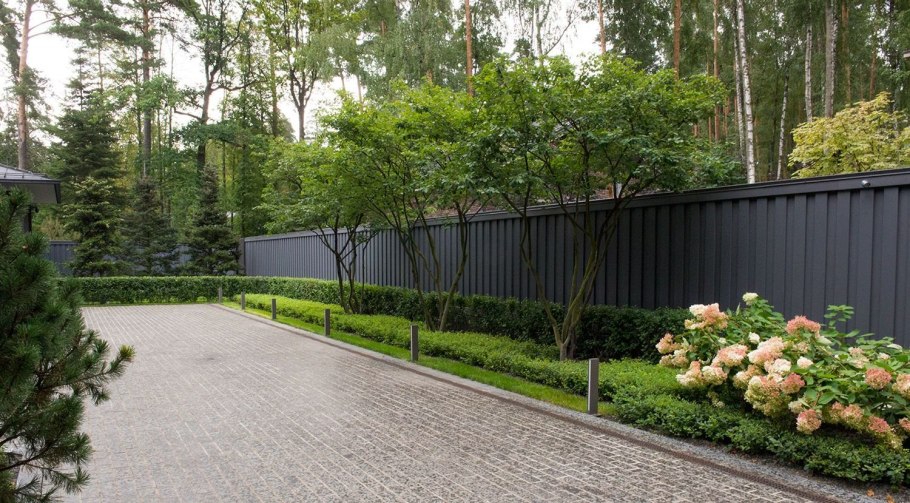 Аркадия Гарден высокий забор