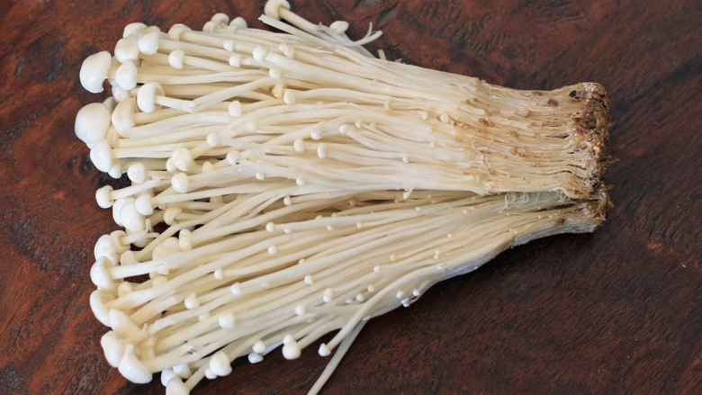 Корейские грибы Эноки