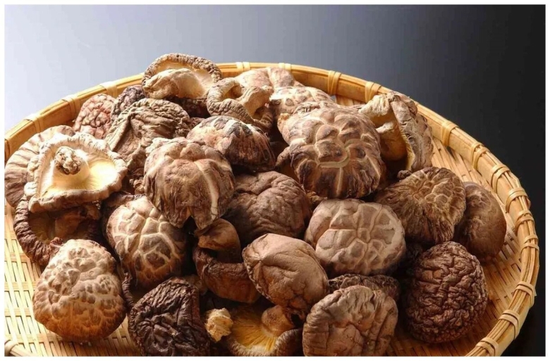 Гриб шиитаке сушеный