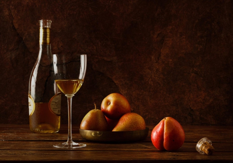 Натюрморт с вином