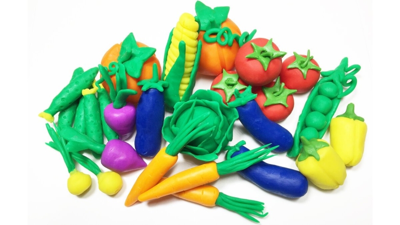 Овощи и фрукты из пластилина