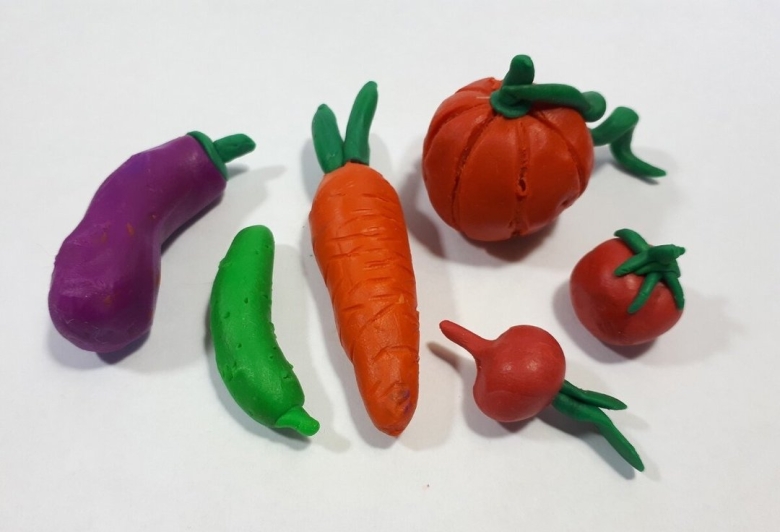 Лепка овощей из пластилина