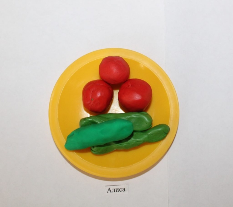 Лепка овощи и фрукты во второй младшей группе