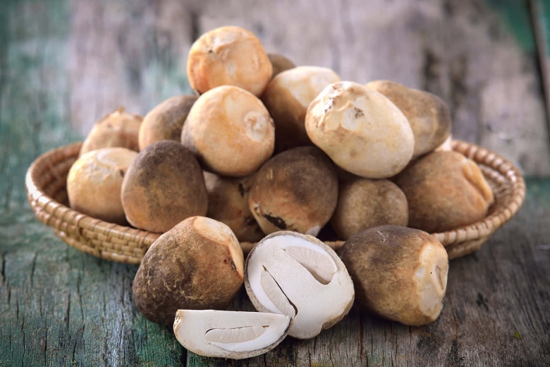 Соломенные грибы тайские