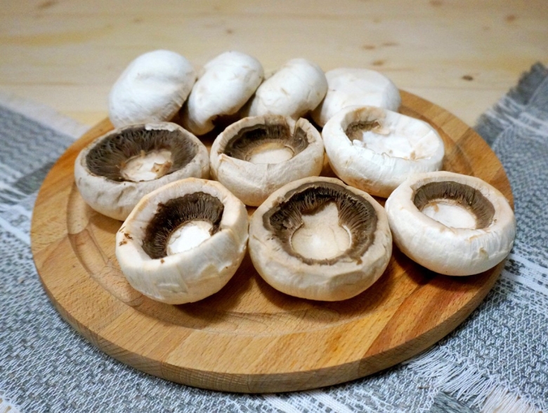 Фаршированные Королевские шампиньоны