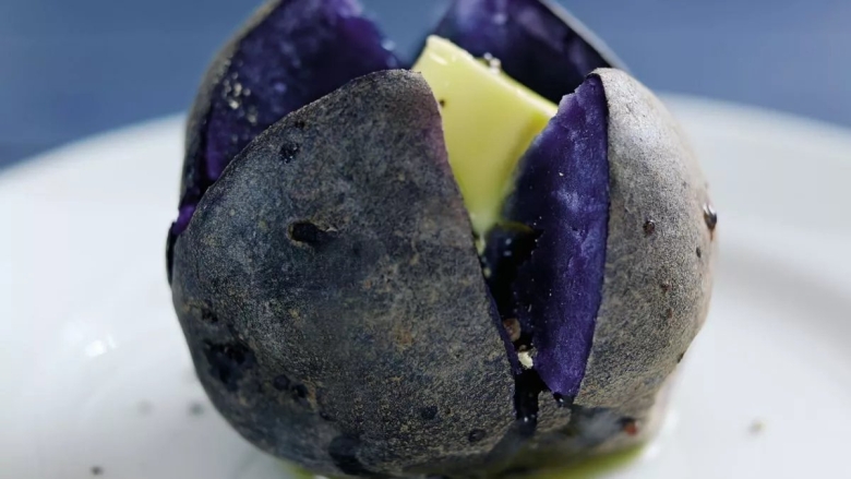 Фрукты синего цвета