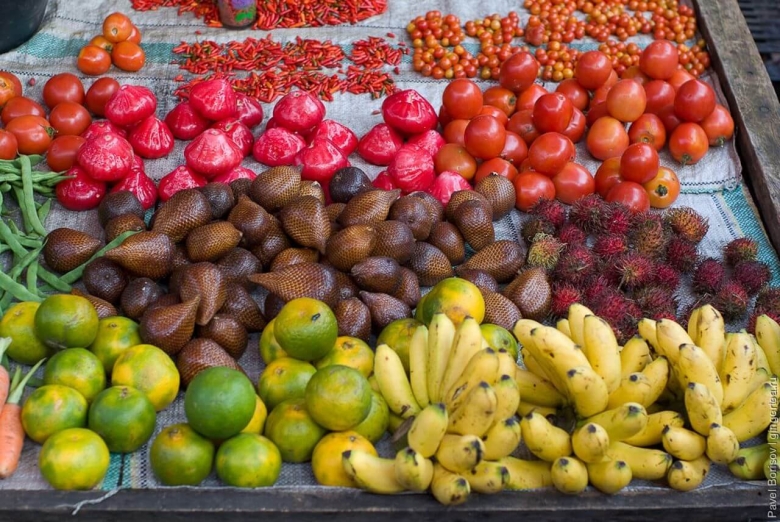 Экзотические фрукты и овощи