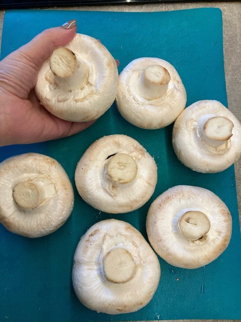 Шампиньоны жареные