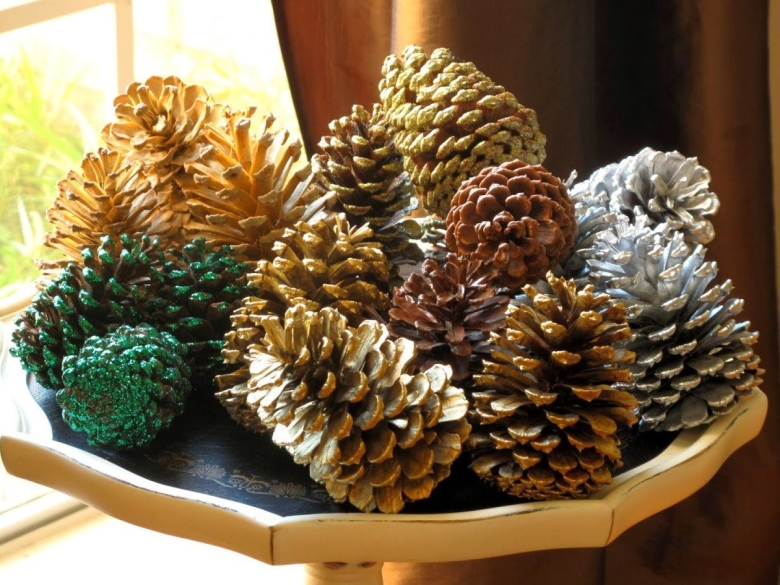 Изделия из шишек