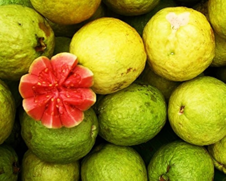 Фейхоа и личи