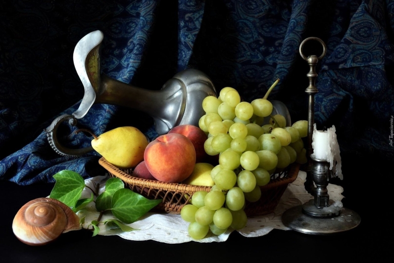 Натюрморт с фруктами