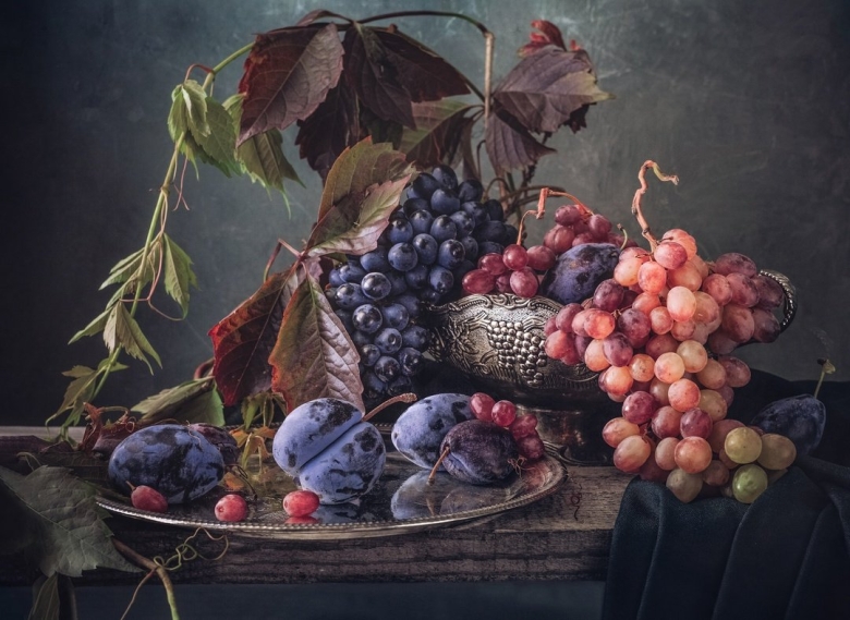 Виноград натюрморт