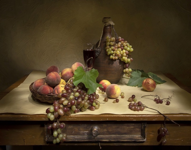 Натюрморт виноград