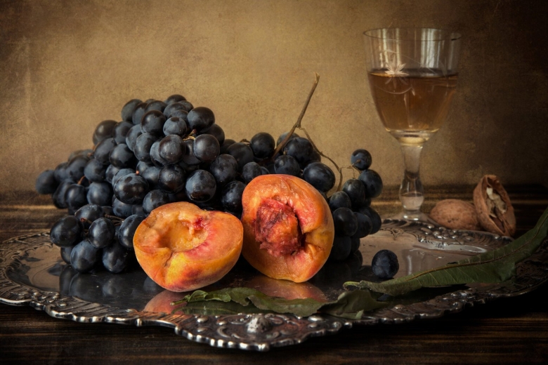 Эмили Прейер натюрморт с персиками