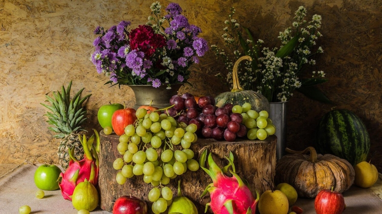 Натюрморт с фруктами и овощами