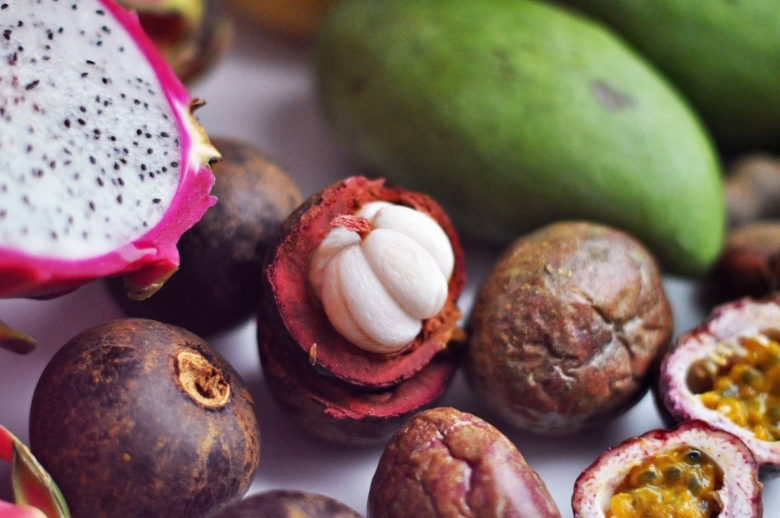 Экзотические фрукты мангостин