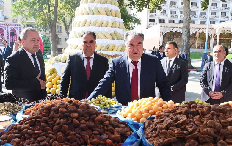 Эмомали Рахмон в Худжанде