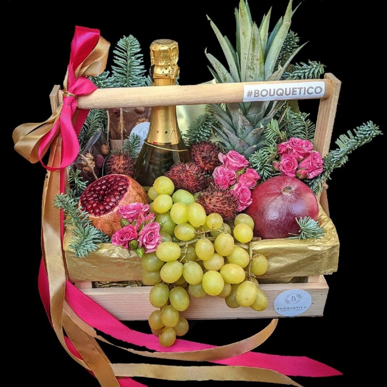 Корзина фруктов в подарок
