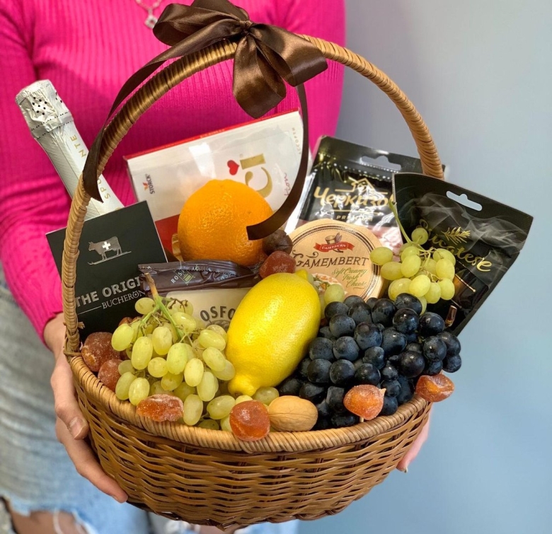 Корзина фруктов