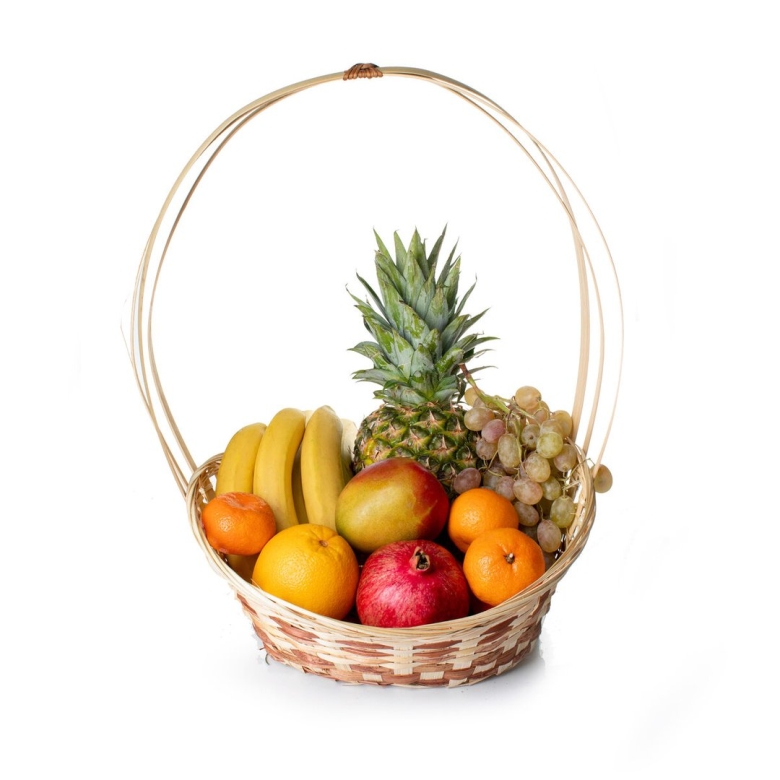 Набор фруктов в корзине подарочный