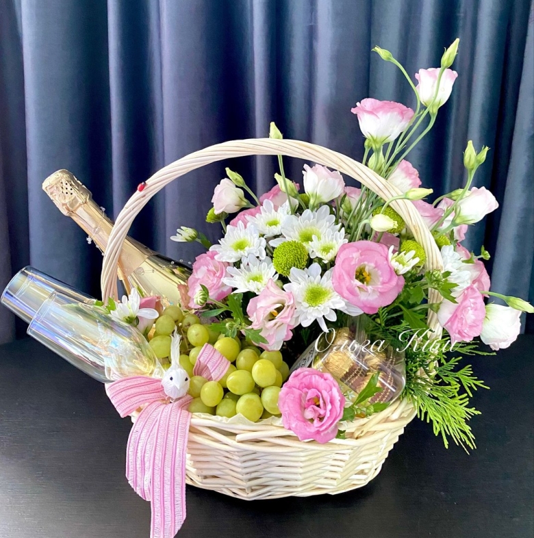 Корзина с шампанским