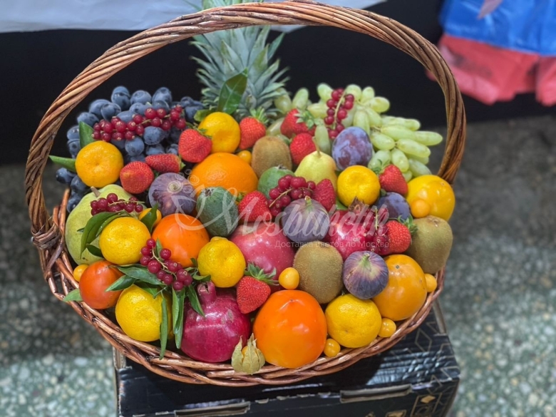 Красивые фруктовые корзины