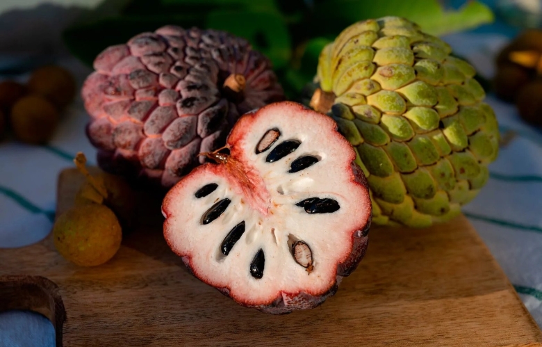 Фрукты Тайланда НОЙНА