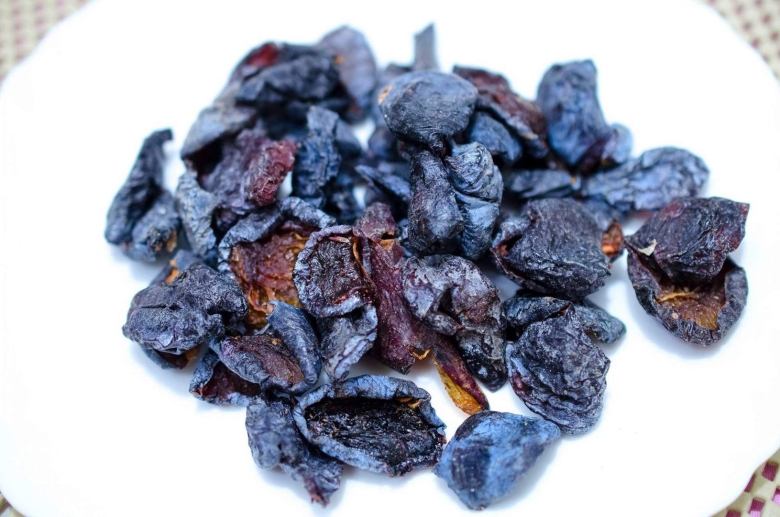 Альбухара слива