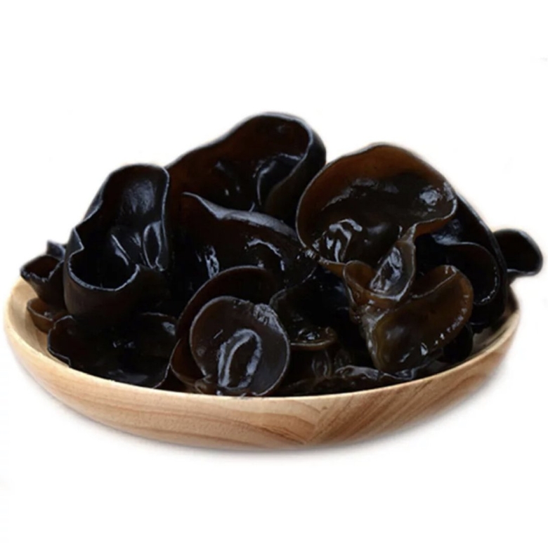 Черный древесный гриб муэр