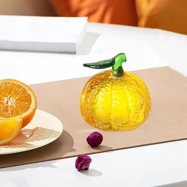 Стеклянная фигурка