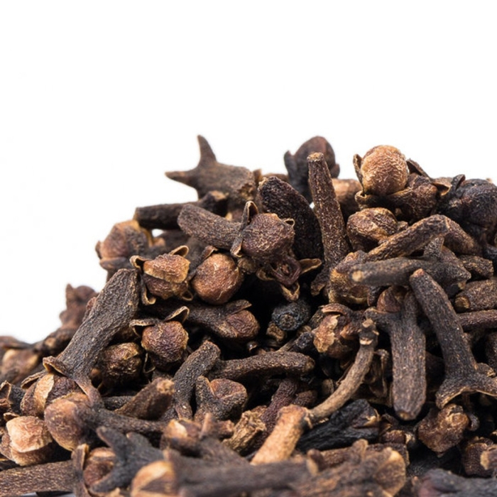 Гвоздика целая