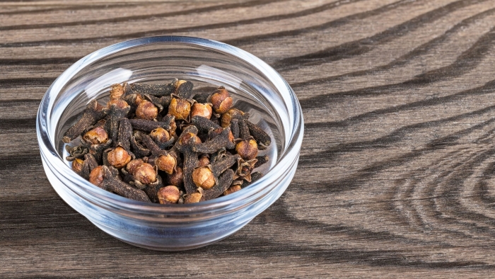 Гвоздика сушеная
