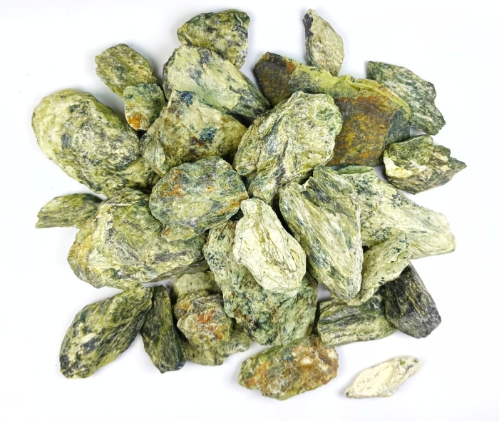 Каменная крошка змеевик