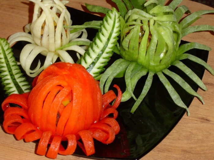 Украшения из овощей