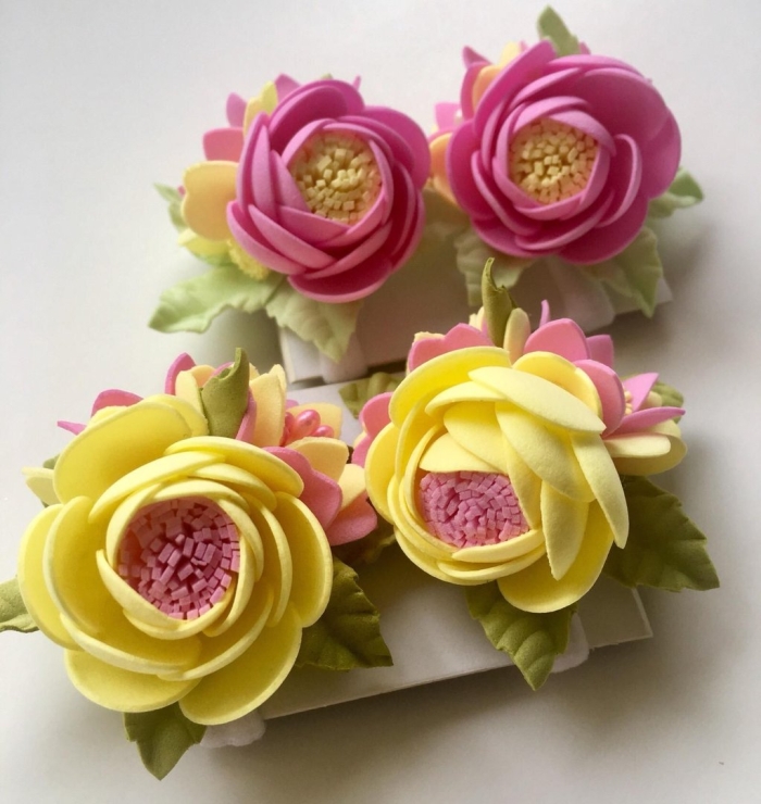 Цветы из фоамирана для резинок