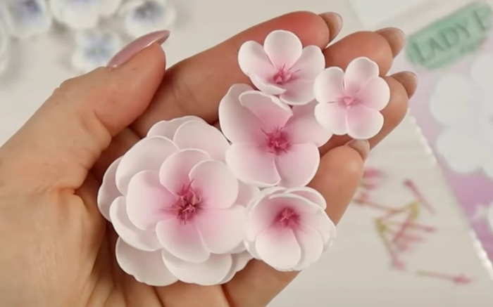 Цветы своими руками из фоамирана