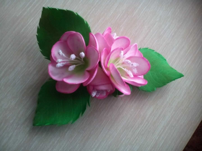 Цветок из фоамирана