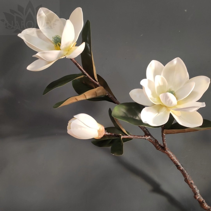 Искусственный цветок магнолия