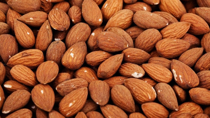 Миндаль орех