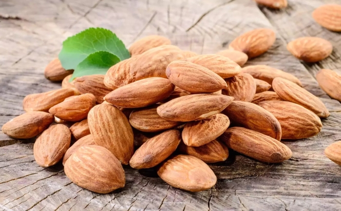 Миндаль орех