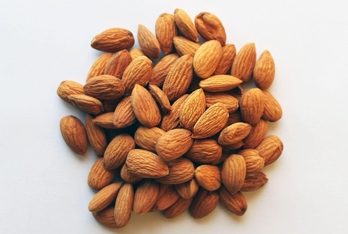 Миндаль очищенный