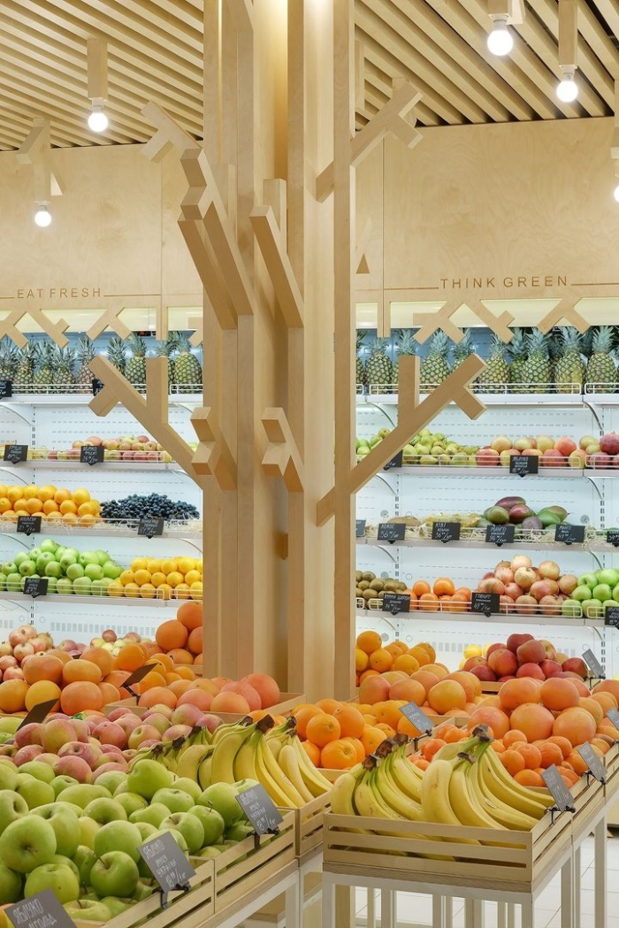 Интерьер магазина овощей и фруктов