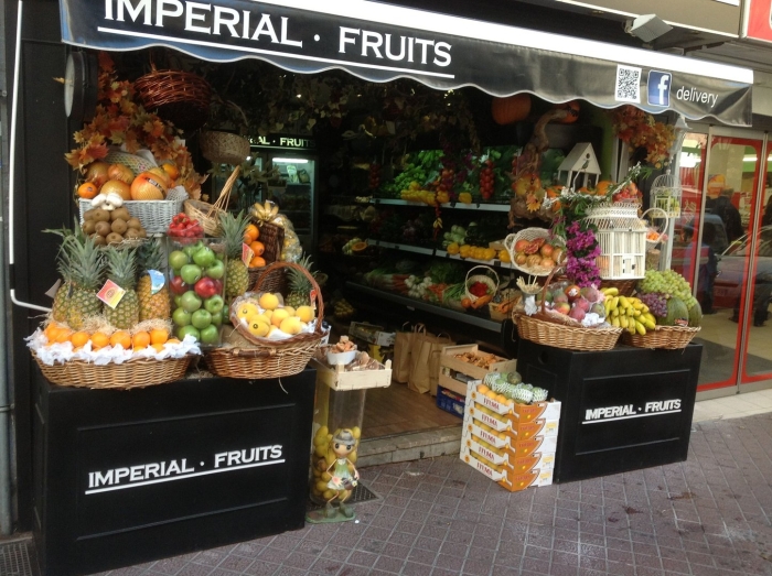 Fruit shop