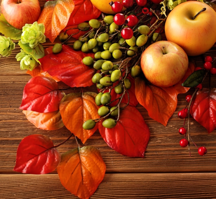 Осенние фрукты