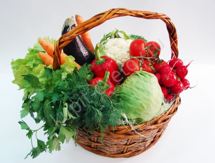 Корзина с овощами
