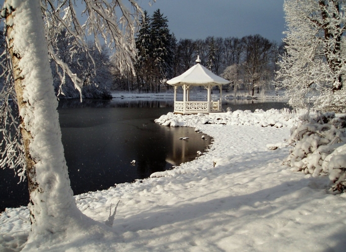 Беседка зимняя