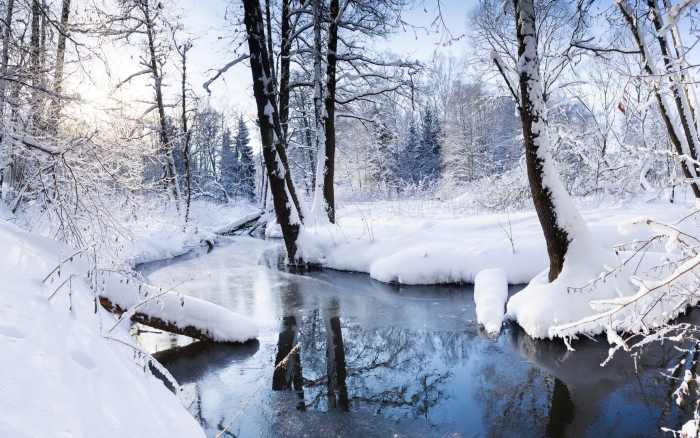 Речка зимой