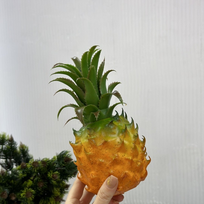 Декоративная фигурка ананас