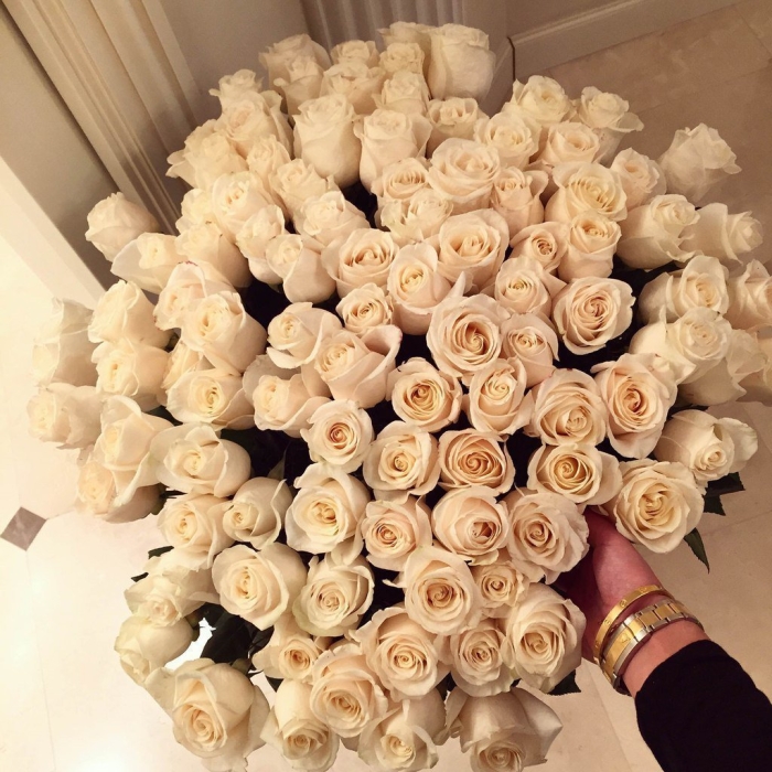 Огромные букеты цветов