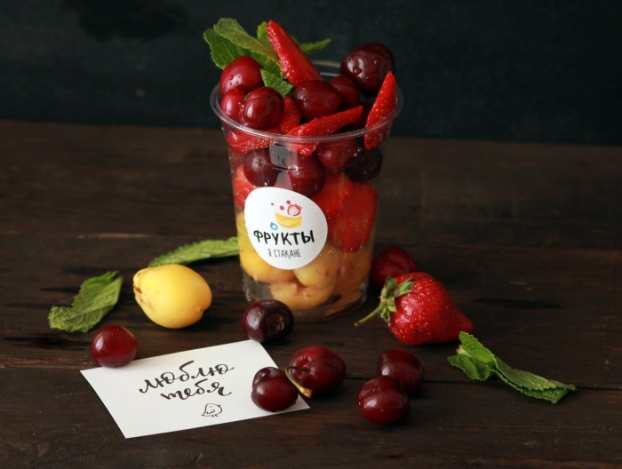 Фруктовый стакан